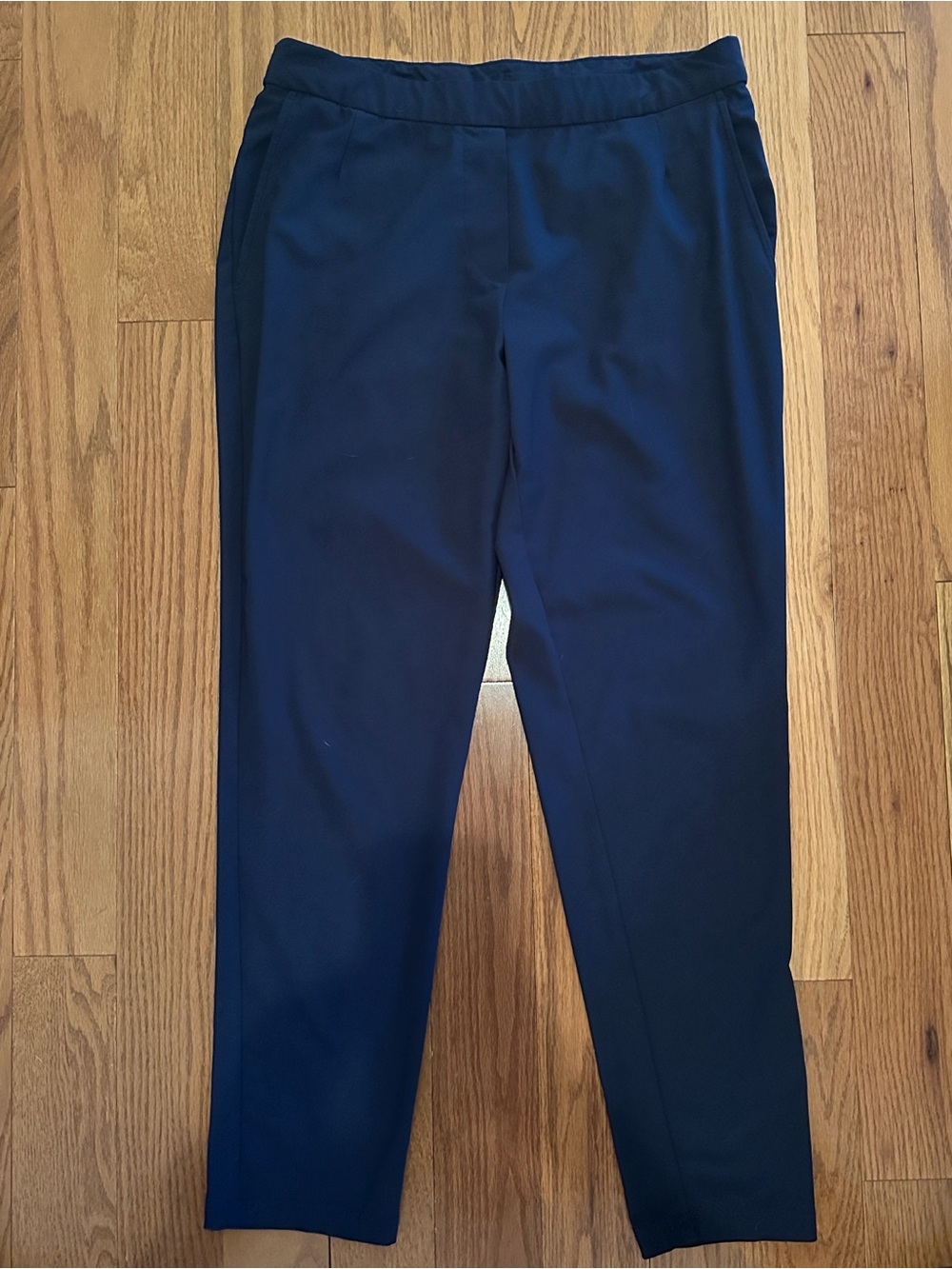 Nike Women’s Navy Cropped Ankle Pants
